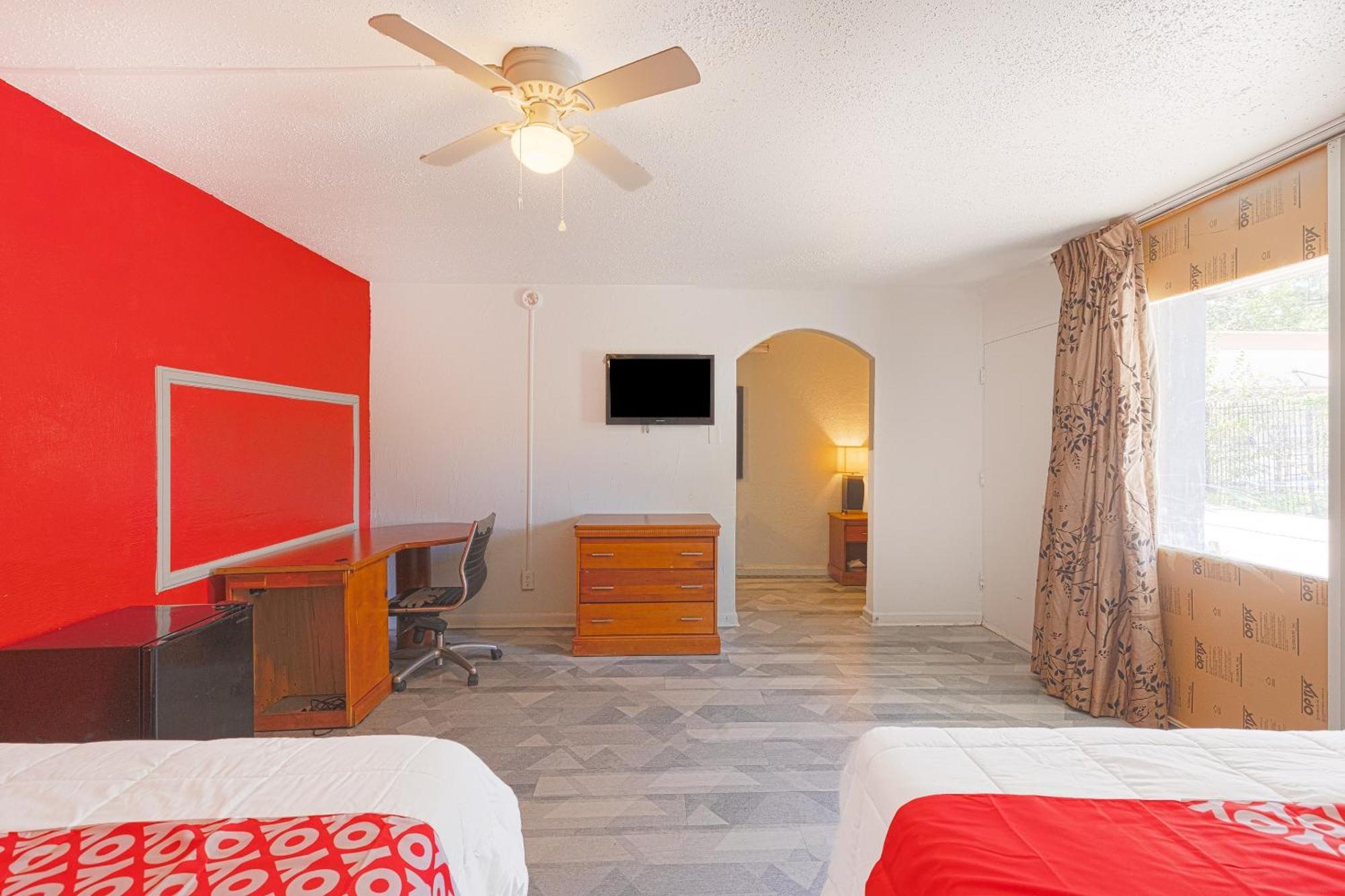 Oyo Hotel Houston, Tx Near Medical Center Nrg Stadium Extérieur photo
